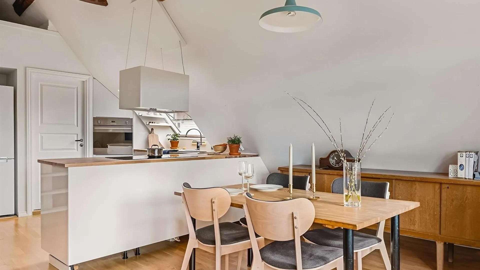 Design Apartment By Bryggen - View & Location Bergen